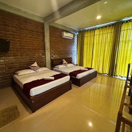 Ciel Star Anuradhapura Hotel Ngoại thất bức ảnh