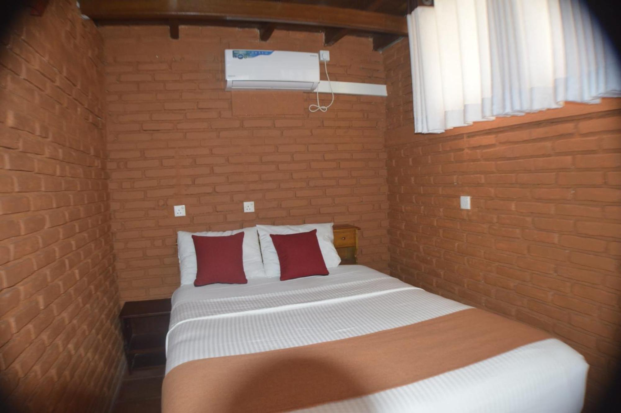 Ciel Star Anuradhapura Hotel Ngoại thất bức ảnh