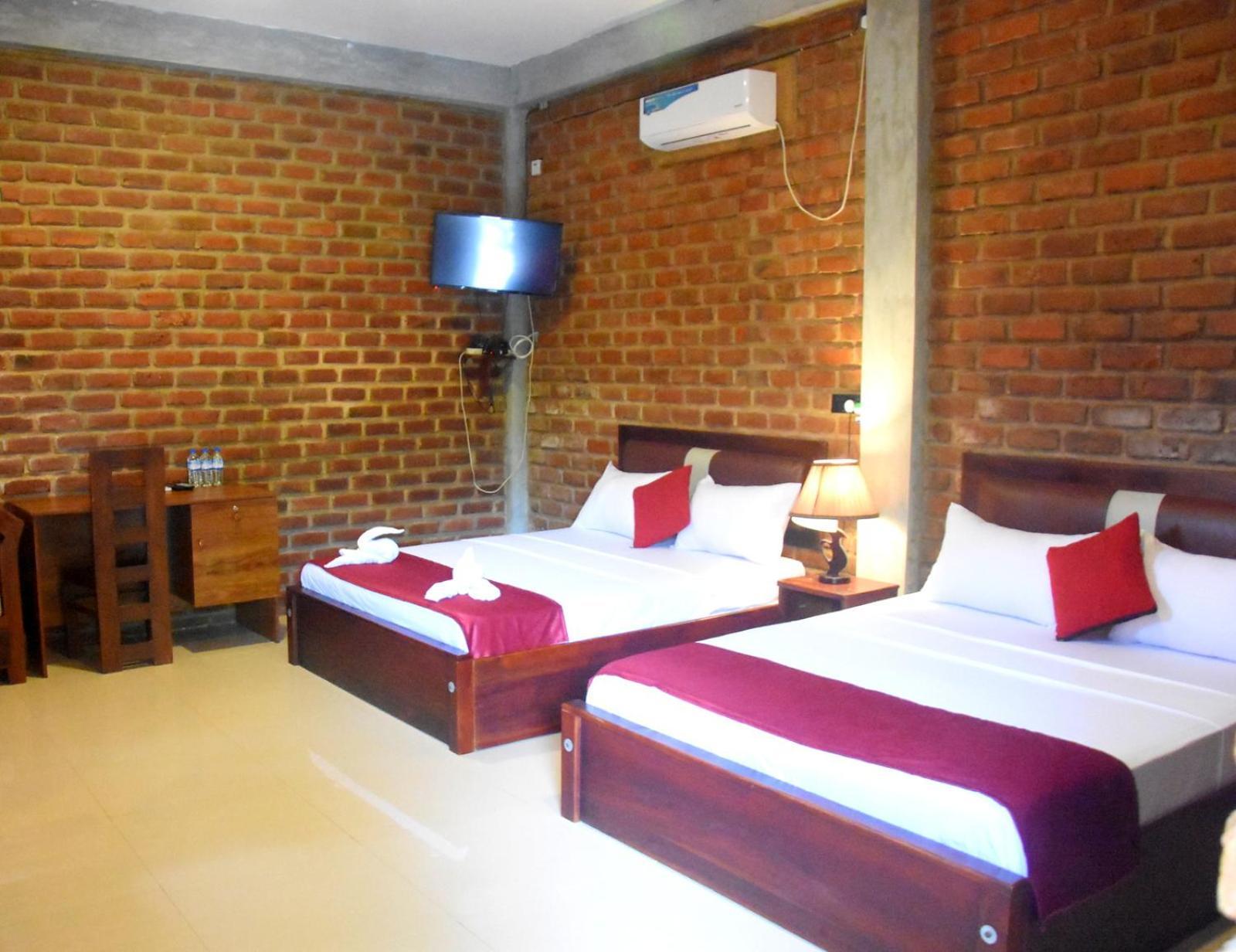 Ciel Star Anuradhapura Hotel Ngoại thất bức ảnh