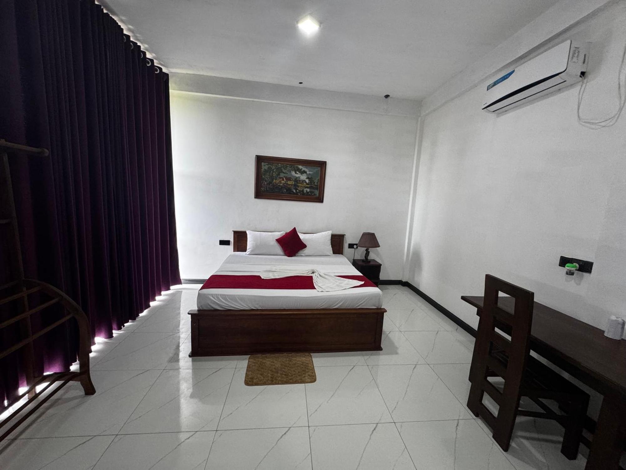 Ciel Star Anuradhapura Hotel Ngoại thất bức ảnh